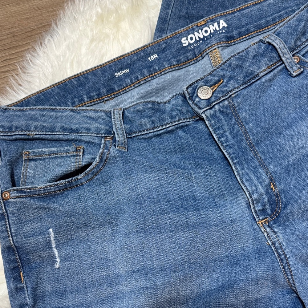 Sonoma Women's Distressed Blue Boyfriend Jeans - Picture 2 of 6